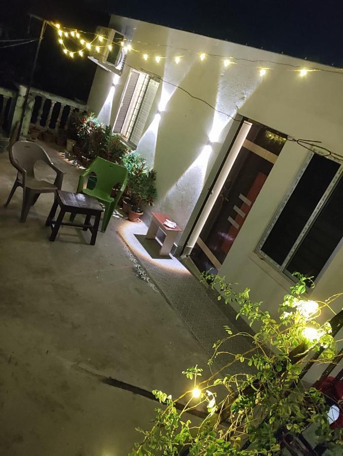 Appartamento Urban Sky Shānti Niketan Esterno foto
