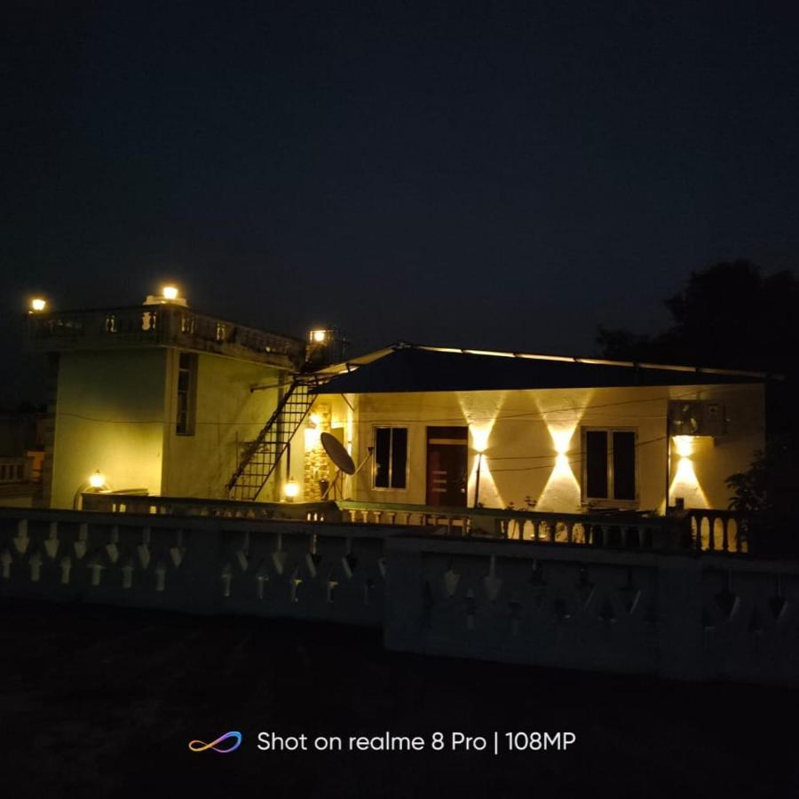 Appartamento Urban Sky Shānti Niketan Esterno foto